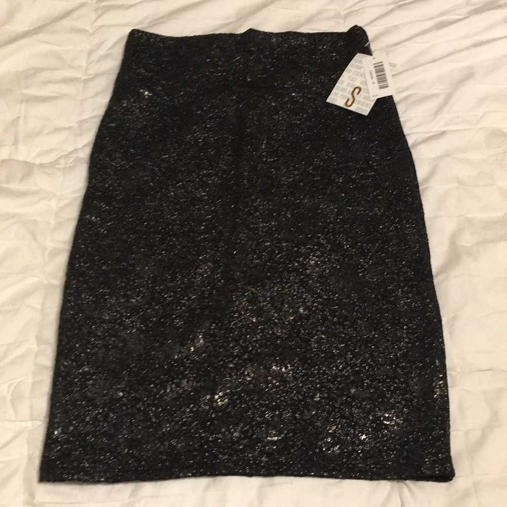 Lularoe elegant Cassie-size Small, NWT